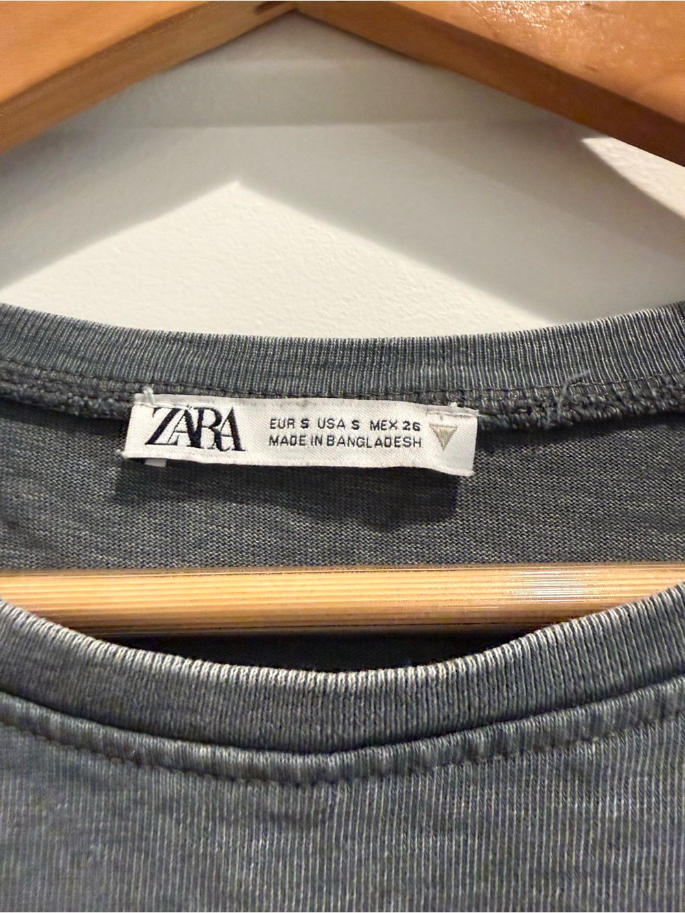 Zara Top - Picture 2 of 3